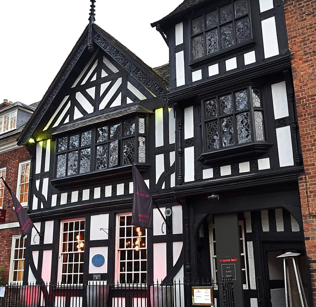 drapers_hall_shrewsbury_exterior